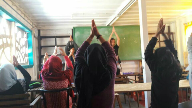 בית ספר לילדי פליטים באי היווני לסבוס